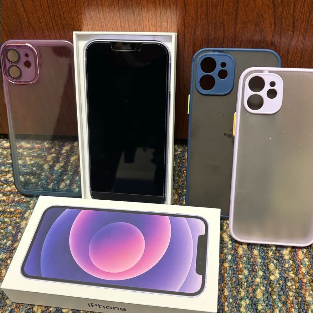 iPhone 12 Purple 64GB (Model MJN13LL/A) Verizon unlocked Great Condition - Picture 1 of 13